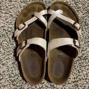 Birkenstock Mayari Sandal 7.5 beige / pearl